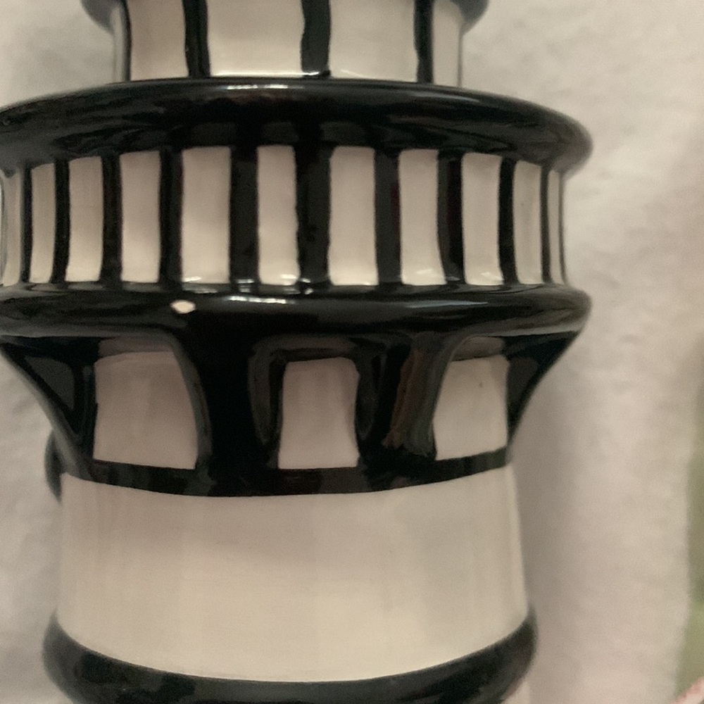 DONATED - Lighthouse Table Set - Picture 9 of 16